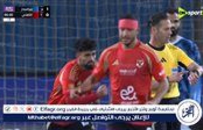 احمد رضا يسجل الهدف الأول للنادي الأهلي في شباك مودرن