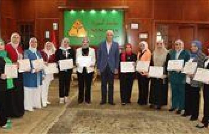 القاصد يكرم المشاركات في برنامج "المرأة تقود" في المحافظات الدفعة الثالثة