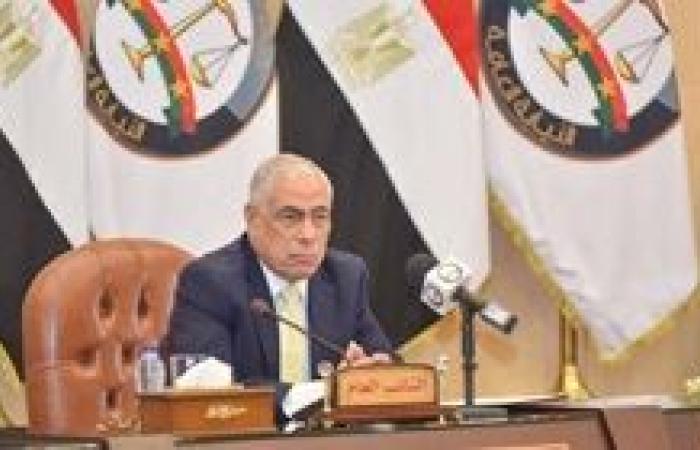 النائب العام يلتقى الدفعة الأولى من السيدات المرشحات للعمل معاونات بالنيابة العامة