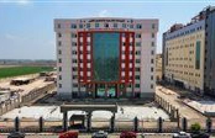 رئيس جامعة كفر الشيخ يستقبل رئيس جامعة بنها السابق