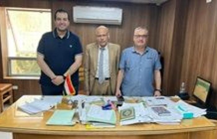 شعبة الصيادلة بالجيزة تبحث مع الضرائب التيسيرات المتاحة للصيدليات