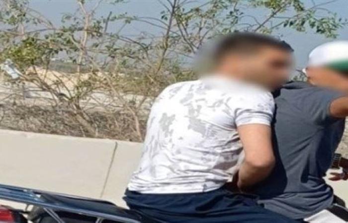 بعد تداول فيديو بالواقعة.. ضبط قائد دراجة نارية سرق هاتف سيدة بالإسكندرية
