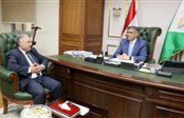 محافظ الجيزة يستقبل مدير مديرية التضامن الاجتماعي الجديد لبحث خطط العمل المستقبلية