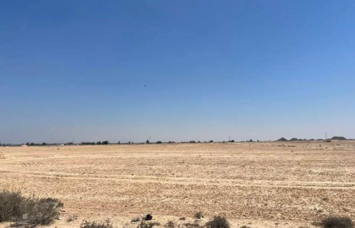 تسليم قطعة أرض بمساحة 350 فدانا بنظام المطور الصناعي بمدينة برج العرب الجديدة