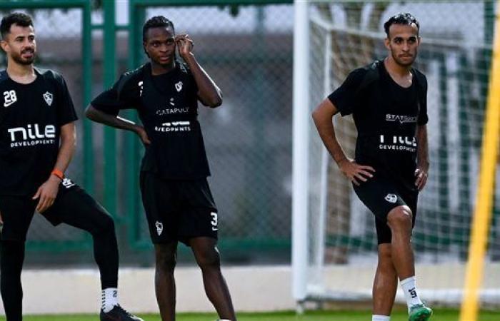 فقرة بدنية خاصة للاعبين على هامش مران الزمالك