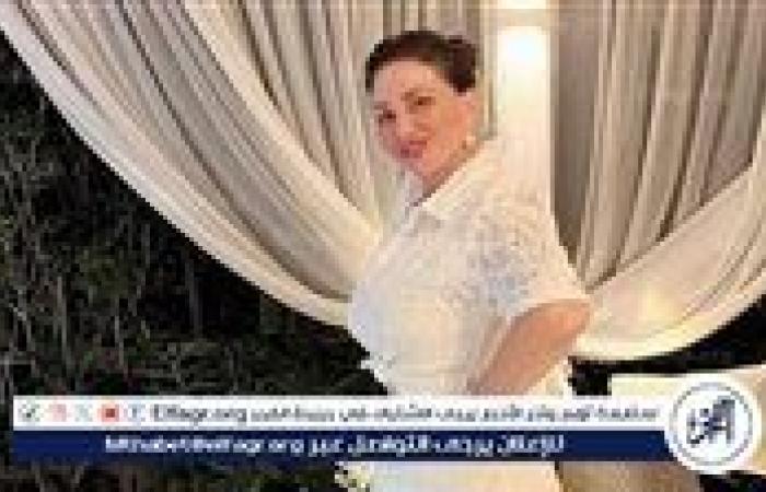 إلهام شاهين تتألق بإطلالة صيفية تخطف الأبصار في الساحل الشمالي