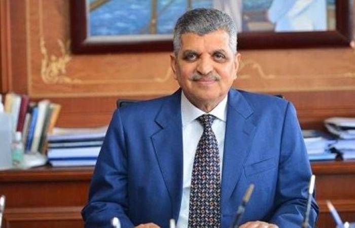 قرار جمهوري بمد خدمة أسامة ربيع رئيسًا لمجلس إدارة هيئة قناة السويس