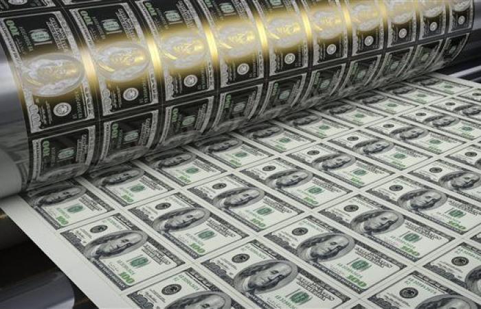 هبوط جديد في سعر الدولار.. أداء قياسي لمجموعة طلعت مصطفى.. وقفزة كبيرة لاحتياطيات البنوك