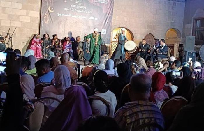شارع المعز يحتضن أولى جولات الملتقى الثقافي لفنون الفتاة والمرأة الحدودية