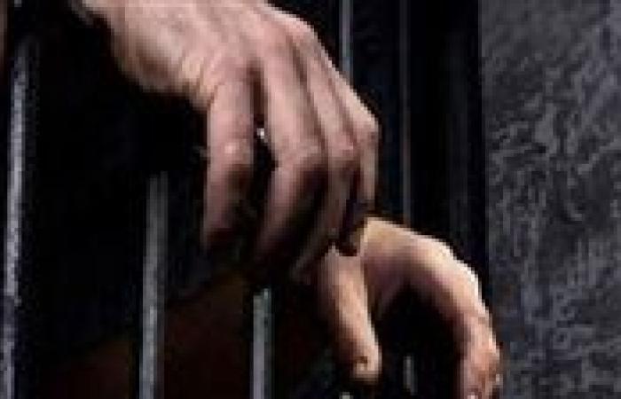 ضبط طالب انتحل صفة فتاة ونشر مقاطع رقص خادشة للحياء بالشرقية