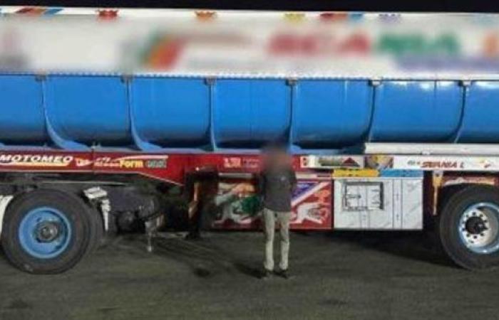ضبط سائق بالأقصر لحيازته 53 ألف لتر سولار تمهيدًا لبيعها بالسوق السوداء