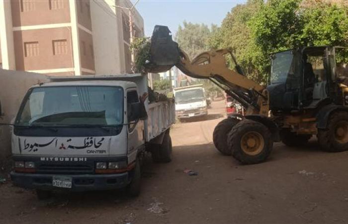 محافظ أسيوط: استمرار حملات النظافة ورفع المخلفات بمناطق حي شرق
