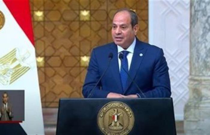 الرئيس السيسي: مصر دائما تقف ضد التدخل في شؤون الآخرين أو الهدم والتدمير والتآمر على أحد