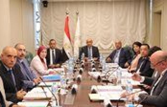 "عبداللطيف" يترأس الاجتماع الدورى لمجلس إدارة صندوق دعم وتمويل وإدارة وتشييد المشروعات التعليمية