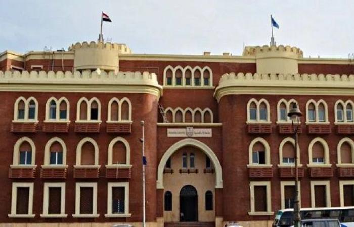 تعرف علي الأماكن الشاغرة للشعبة الأدبية نظام حديث المرحلة الثالثة.. أبرزها حقوق الإسكندرية وتربية فنية المنيا