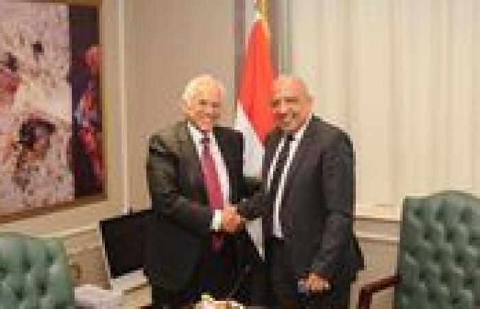 وزير الكهرباء يبحث مع رئيس شركة كوبولوزيس تنفيذ مشروع الربط الكهربائي بين مصر واليونان