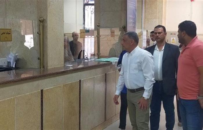 محافظ الإسماعيلية في جولة صباحية مفاجئة بالمركز التكنولوجي لحي أول