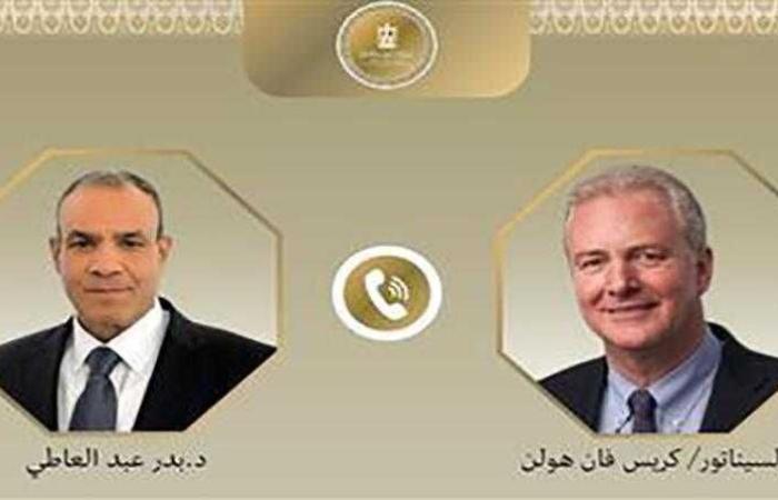 وزير الخارجية والهجرة يتلقى اتصالًا هاتفيًا من السيناتور الأمريكي ”كريس فان هولن”
