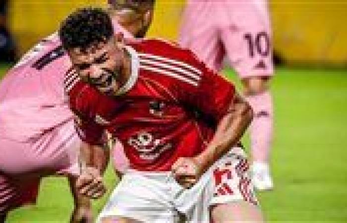 شوبير يكشف عن اللاعب الأقرب لخلافة ياسر إبراهيم في خط دفاع الأهلي أمام فاركو