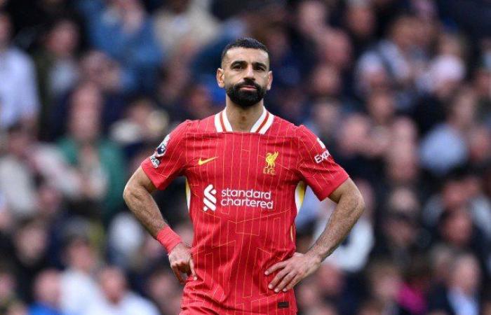 وائل جمعة يستبعد محمد صلاح من سباق الكرة الذهبية ويمنح ترشيحه لهذا اللاعب