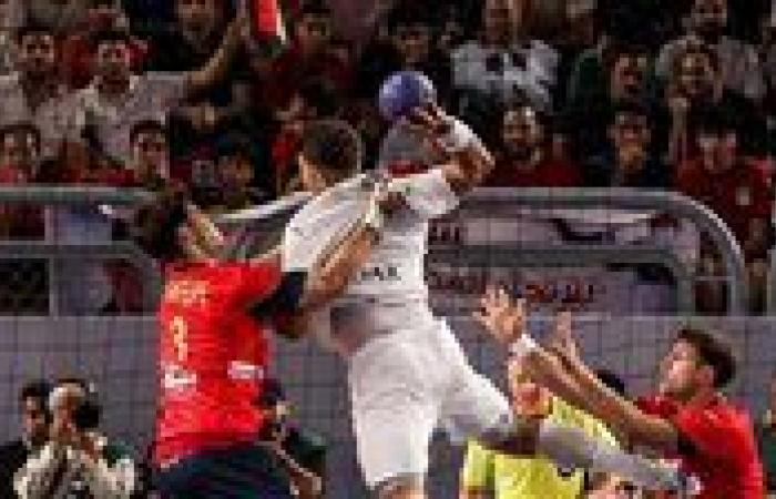 منتخب مصر يتقدم على إسبانيا في (13/15) الشوط الأول بربع نهائي مونديال اليد