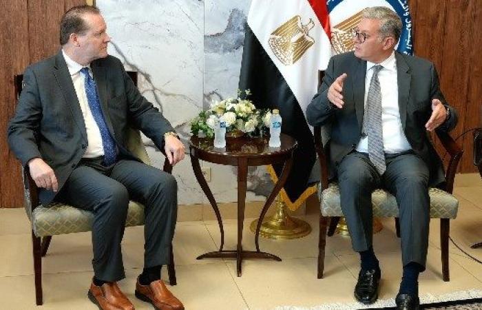 وزير البترول والثروة المعدنية يبحث مع انرجوس العالمية التعاون القائم في سفن التغييز*