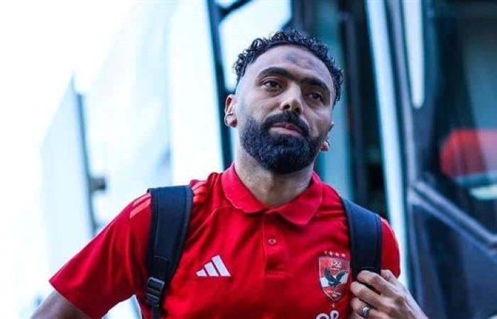 قائمة الأهلي لمواجهة فاركو.. عودة "الشحات" وغياب إمام وياسر إبراهيم