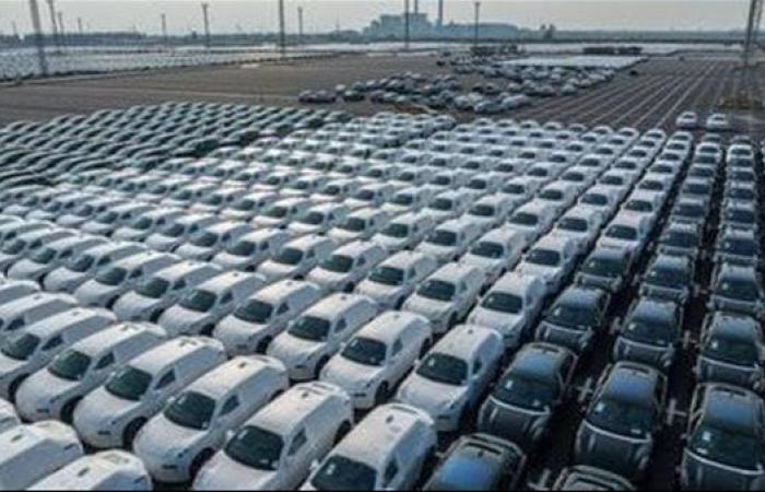 عاجل.. لغز إجبار العديد من التجار والوكلاء على خفض أسعار السيارات لهذا السبب