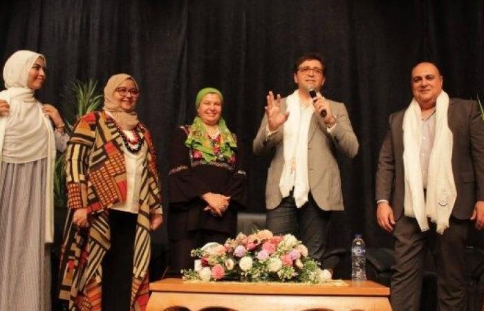 «تحت رعاية الرئيس عبد الفتاح السيسي» وزير الثقافة في لقاء حواري مفتوح مع فتيات البرنامج الرئاسي «أهل مصر»لأبناء المحافظات الحدودية
