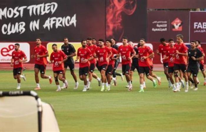الأهلي يراجع خطة مواجهة فاركو قبل ساعات من الصافرة