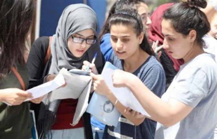 دعوة لدعم الطلاب نفسيا ضد «فوبيا الثانوية العامة».. خبراء: خبراء: المناخ العام مليء بالضغوط ويؤثر على الطلاب.. التفكير المفرط يولد اكتئابا سوداويا