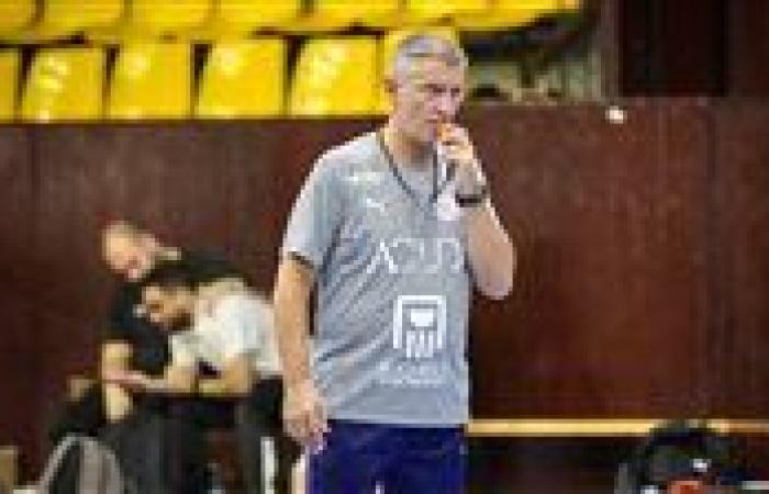 أيمن صلاح: باربيتو يتحمل مسؤولية الخروج.. والمنتخب أهدر فرصة ذهبية أمام إسبانيا