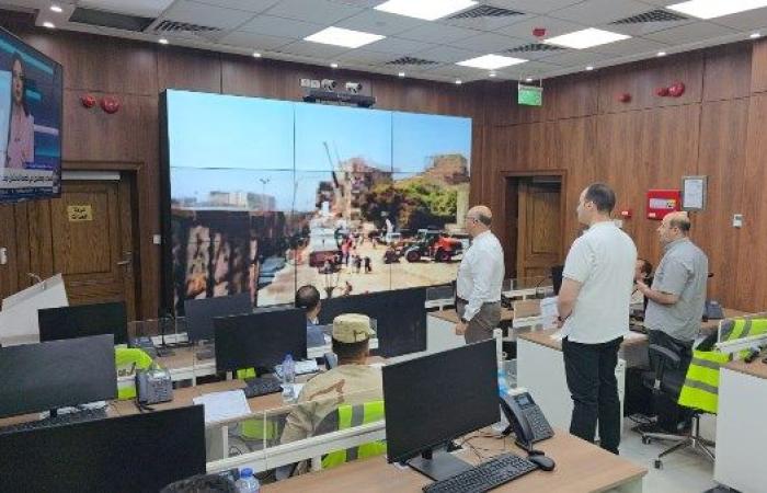محافظ القليوبية يتابع أعمال وضع السور الخرساني بمحيط مترو الأنفاق بشبرا الخيمة