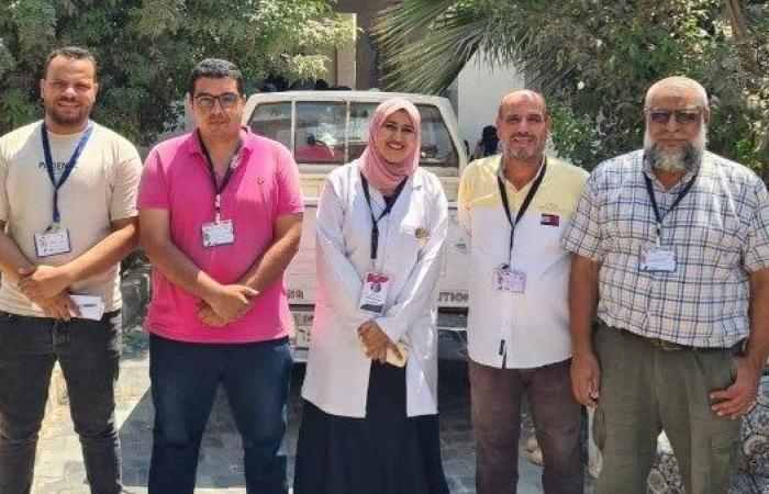 الكشف على 683 مواطنًا خلال قافلة طبية مجانية بقرية أنور المفتي بأبوحمص