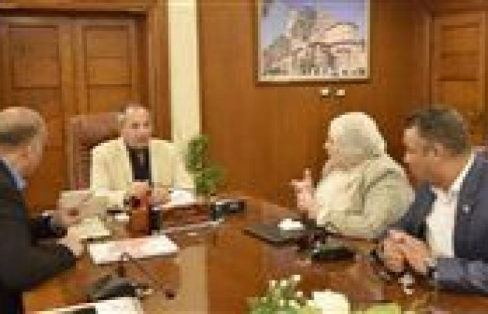 محافظ بورسعيد يعلن قبول جميع المتقدمين لرياض الأطفال بنسبة 100%
