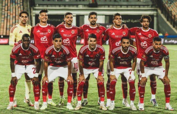 الأهلي يستغل التوقف الدولي لتمديد عقد ثنائي الفريق