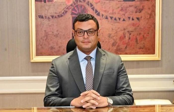 وزير الإسكان يعلن جاهزية 138 قطعة أرض «بيت وطن» لتوصيل الكهرباء بالقاهرة الجديدة