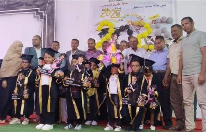 رحلات عمرة مجانية بتضامن واحة بلاط في الوادي الجديد