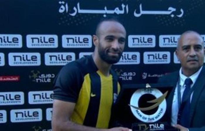 المقاولون العرب يطمئن على حالة أمير عابد بعد حادث سير