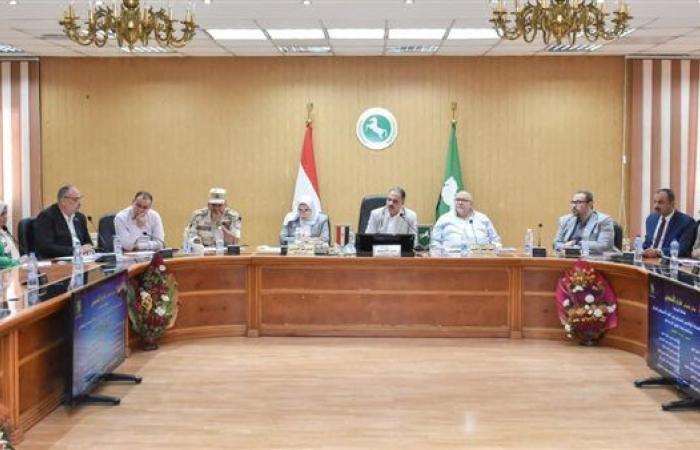 محافظ الشرقية في لقاء المواطنين: حل مشاكلكم على رأس أولوياتنا