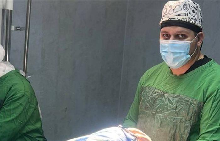 إنقاذ حياة مريض بعد جراحة دقيقة بالمخ في مستشفى قويسنا المركزي