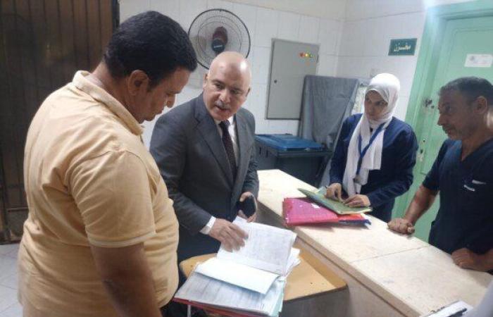 مدير الصحة بالقليوبية يتابع سير العمل بمستشفى الحميات ببنها