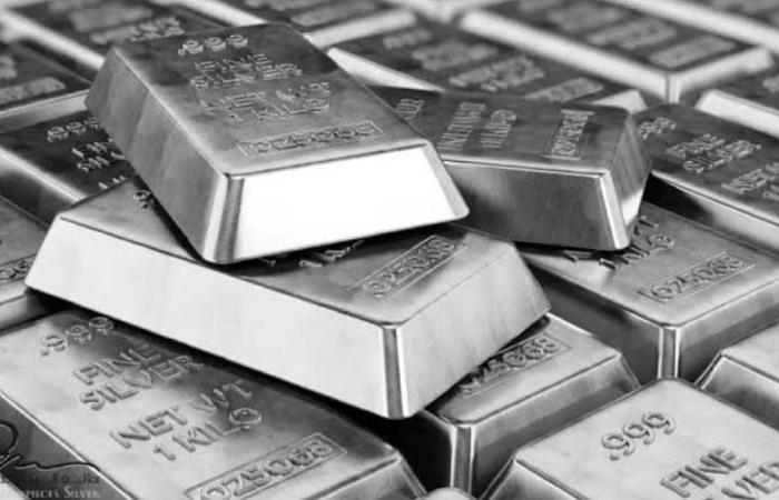 «الملاذ الآمن»: 1.4 % تراجعًا في أسعار الفضة بالأسواق المحلية خلال أسبوع