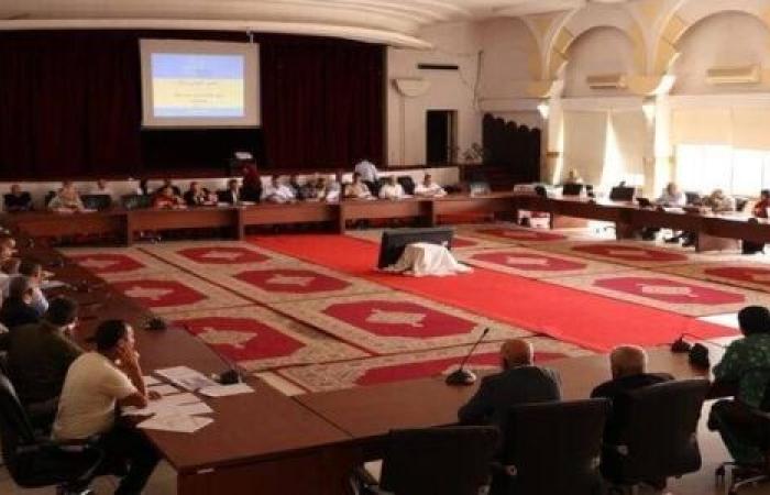 جماعة سلا: مساهمة في اقتناء سيارة اسعاف وتوزيع حوالي 74.5 مليون درهم على المقاطعات الخمس