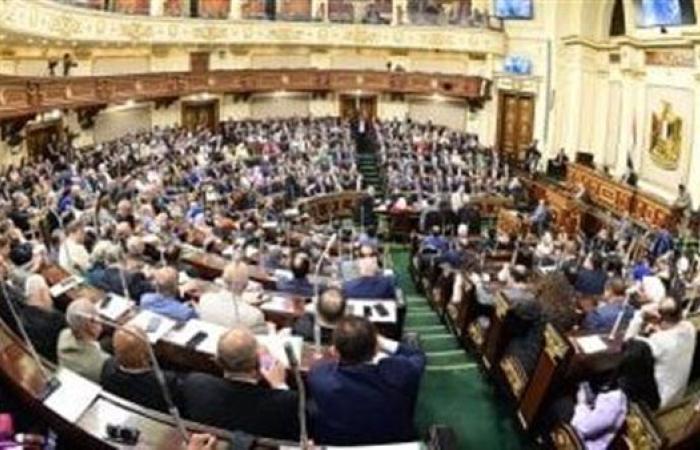 لتبدأ من 5 فجرا إلى 12 ظهرا.. مقترح برلماني بتعديل مواعيد العمل الرسمية بمصر