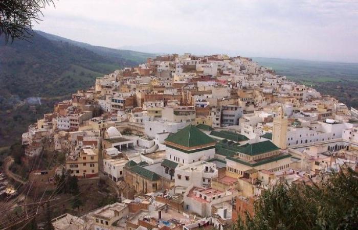 موسم المولى إدريس الأكبر.. موسم للاقتداء بالسلف الصالح وفضاء للتواصل وتجديد فن المديح