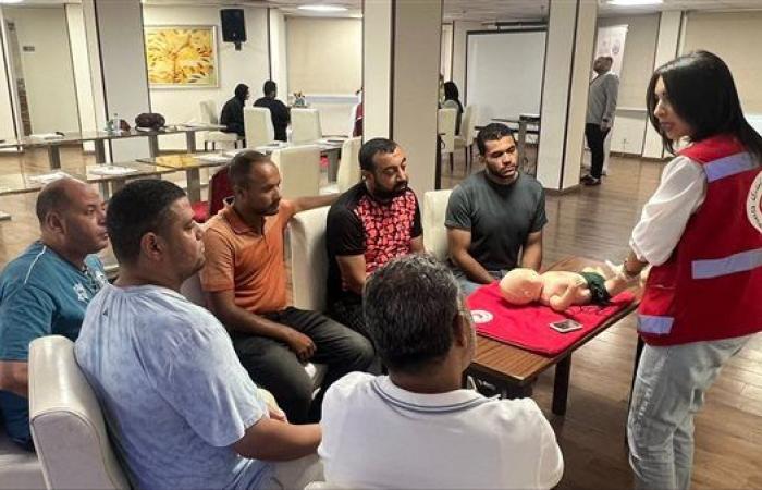 وزارة الشباب والرياضة تواصل فعاليات مبادرة “بإيدينا ننقذ حياة”