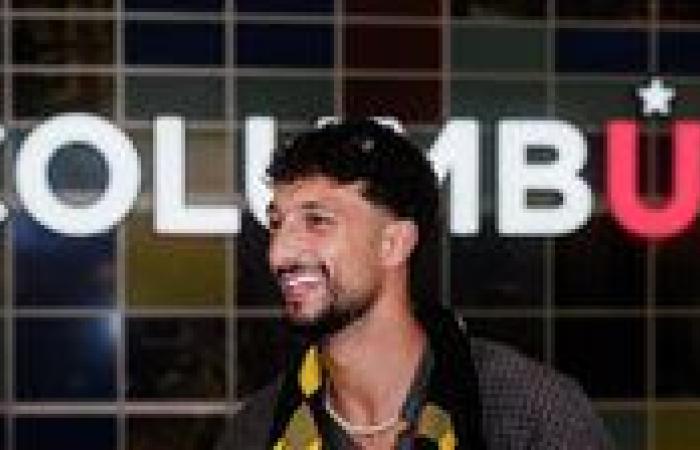 أمير هشام: الأهلي تسلم 4 مليون دولار من قيمة انتقال وسام أبوعلي لـ كولومبوس كرو