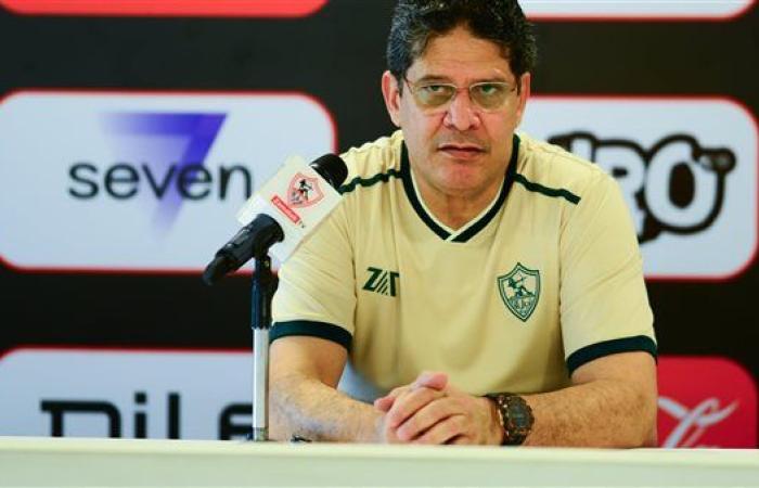 أيمن الرمادي: إسكواد الزمالك في الموسم الماضي كان به"عشوائية"