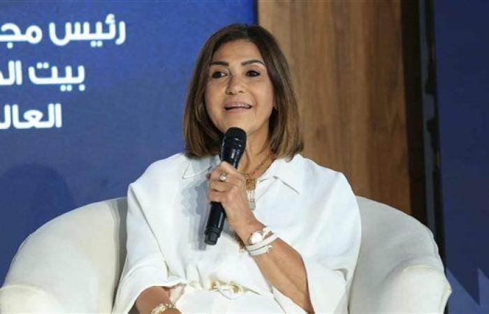 سوزان القليِّني: الحاجة إلى استراتيجية عربية مشتركة وتوطين الذكاء الاصطناعي لمواجهة التحديات الإعلامية